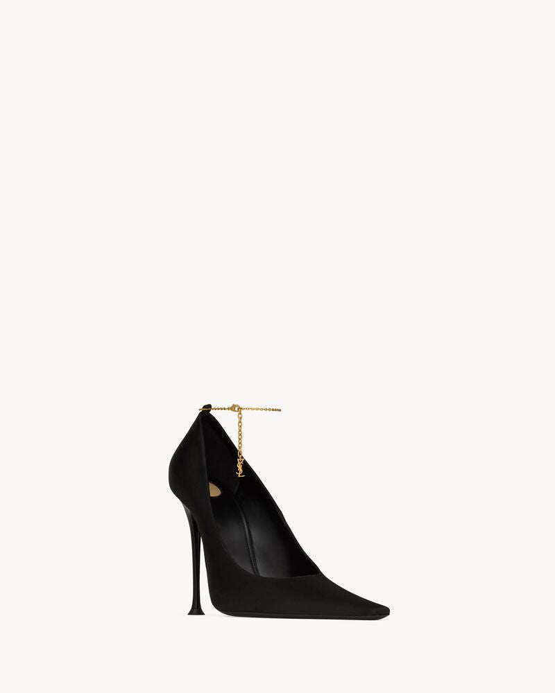Salto SaintLaurent Scarpin Régine Em Crepe De Cetim